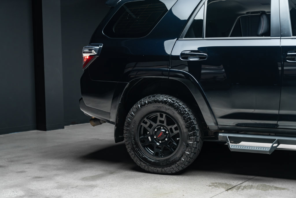 Used 2023 Toyota 4Runner TRD Off-Road Premium w/ Moonroof Package AWD/4WD image 11