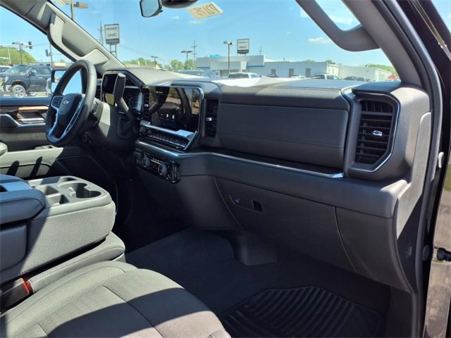 Used 2025 Chevrolet Silverado 1500 LT image 97