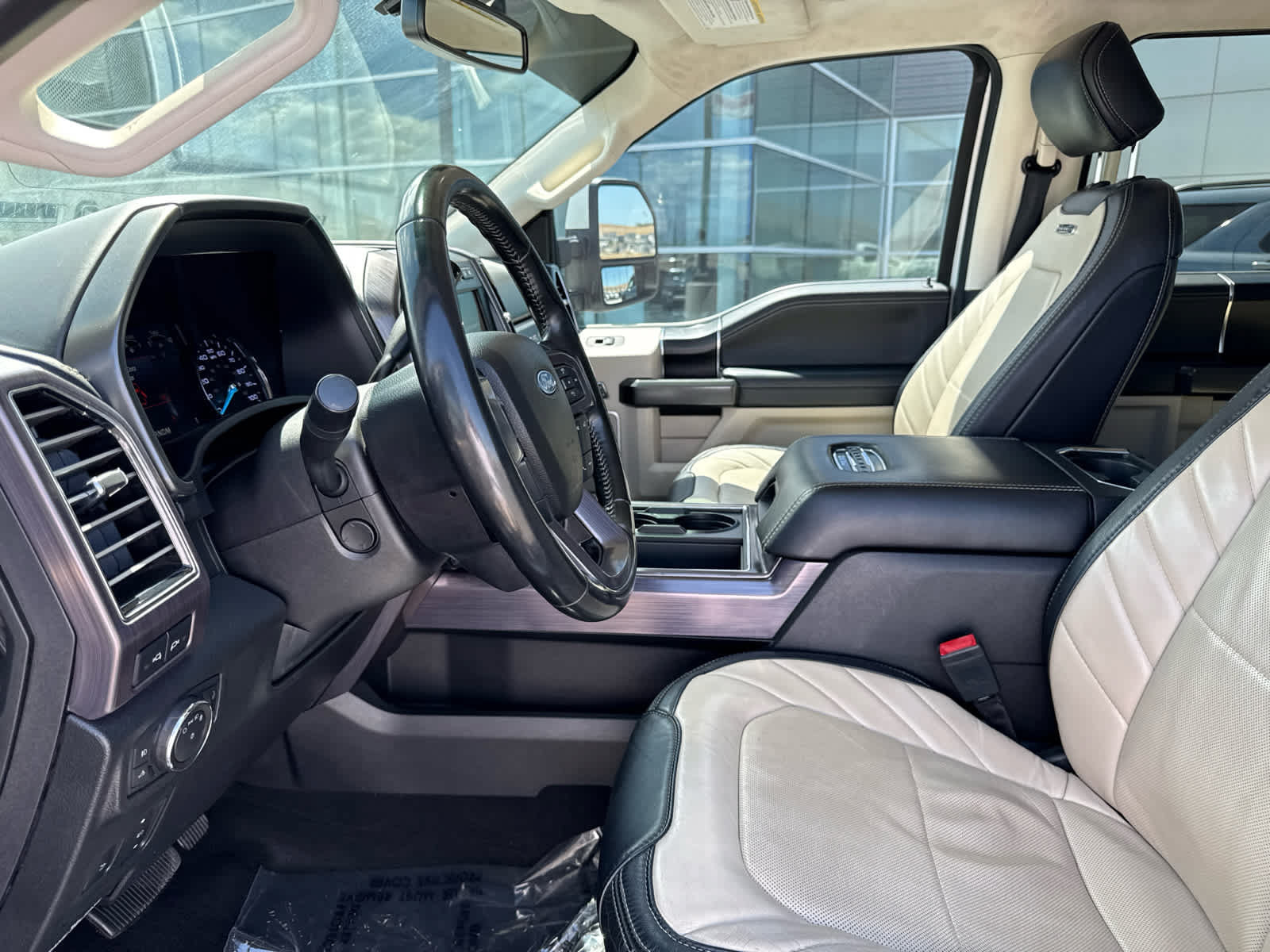 Used 2020 Ford F350 Limited AWD/4WD image 23