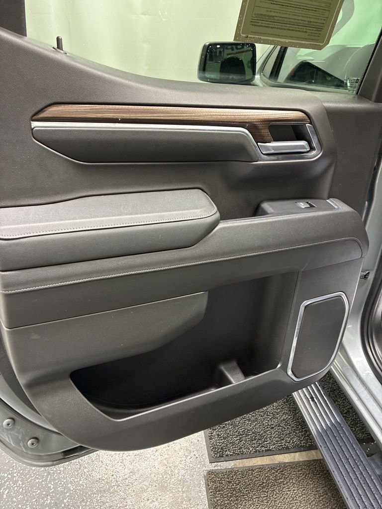 Used 2023 Chevrolet Silverado 1500 RST image 25