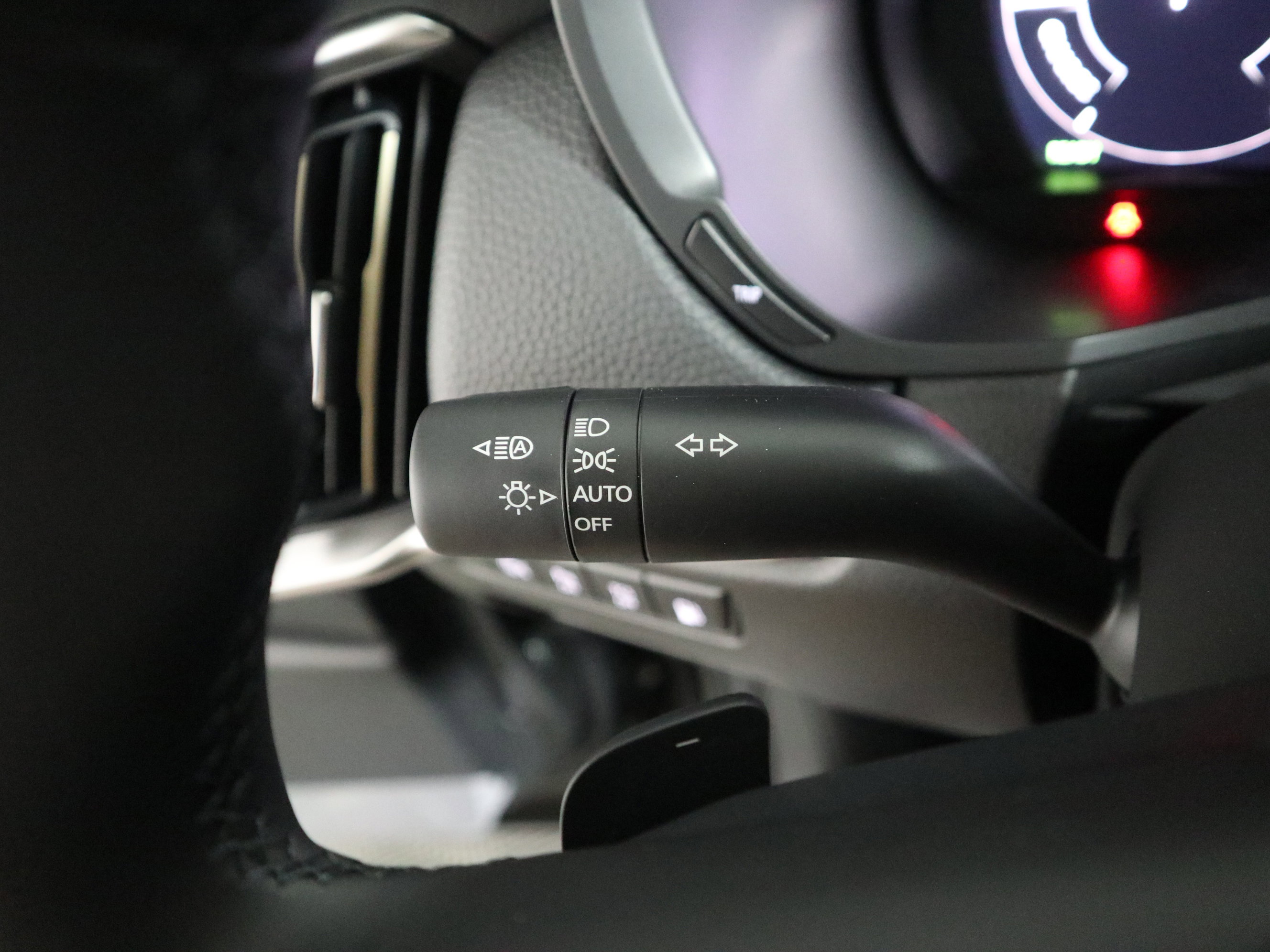 New 2026 MAZDA CX-90 Plug-In Hybrid w/ Preferred AWD/4WD image 25