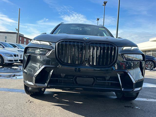 New 2026 BMW X7 xDrive40i w/ Executive Package image 2
