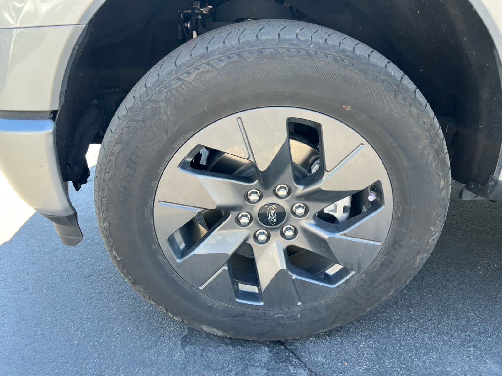 Used 2024 Ford F150 Lightning Flash w/ Max Trailer Tow Package AWD/4WD image 13