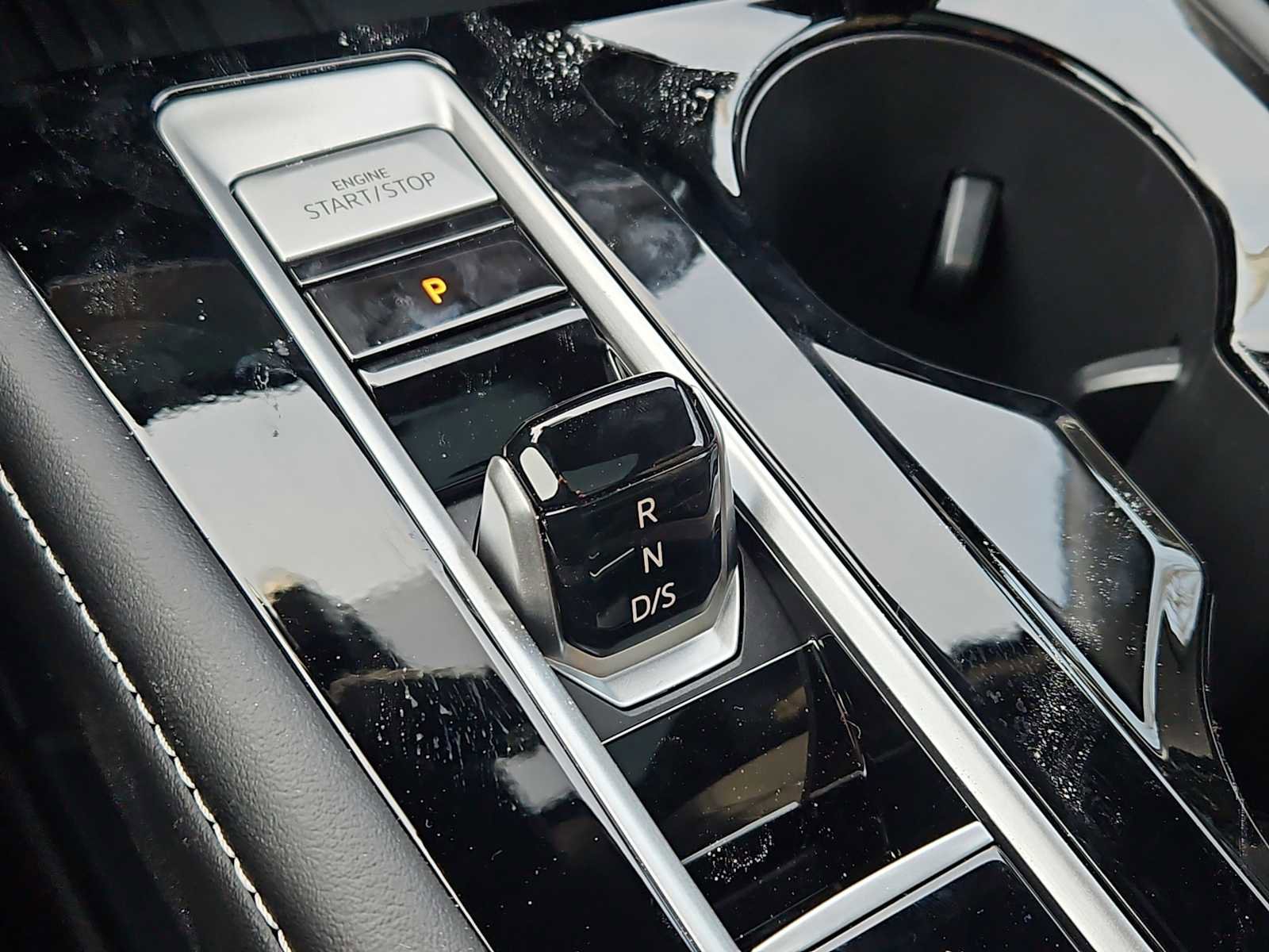 New 2026 Volkswagen Atlas Cross Sport SE image 19