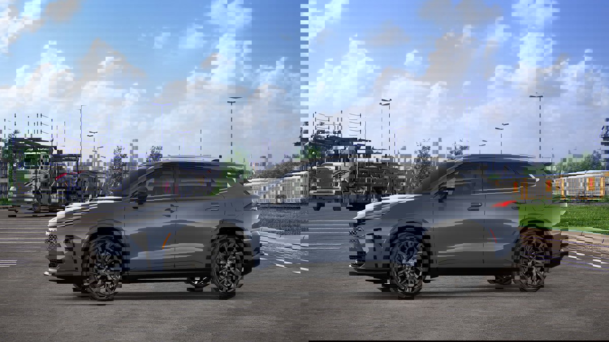 New 2026 Toyota Crown Signia AWD/4WD image 3