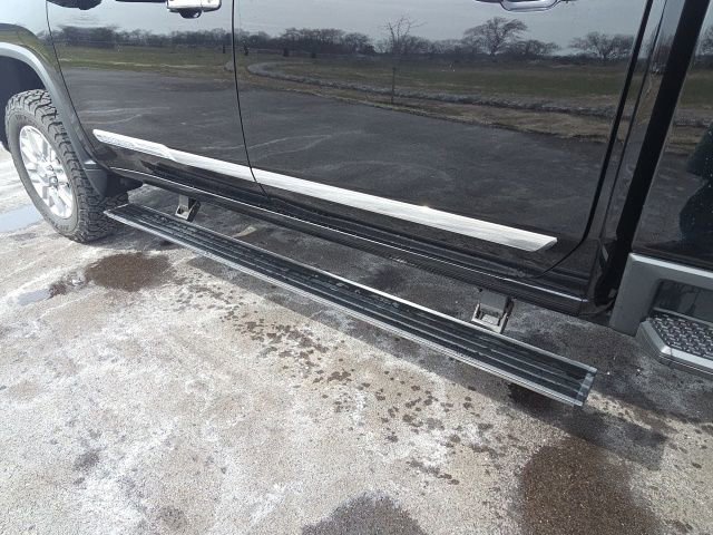 Used 2024 Chevrolet Silverado 3500 High Country w/ High Country Premium Package image 17