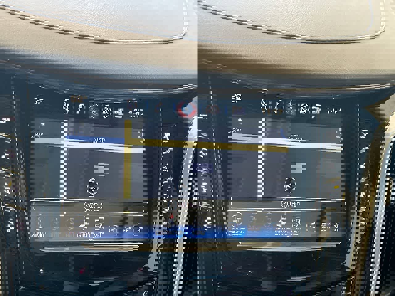 Used 2019 Cadillac Escalade Premium Luxury image 18