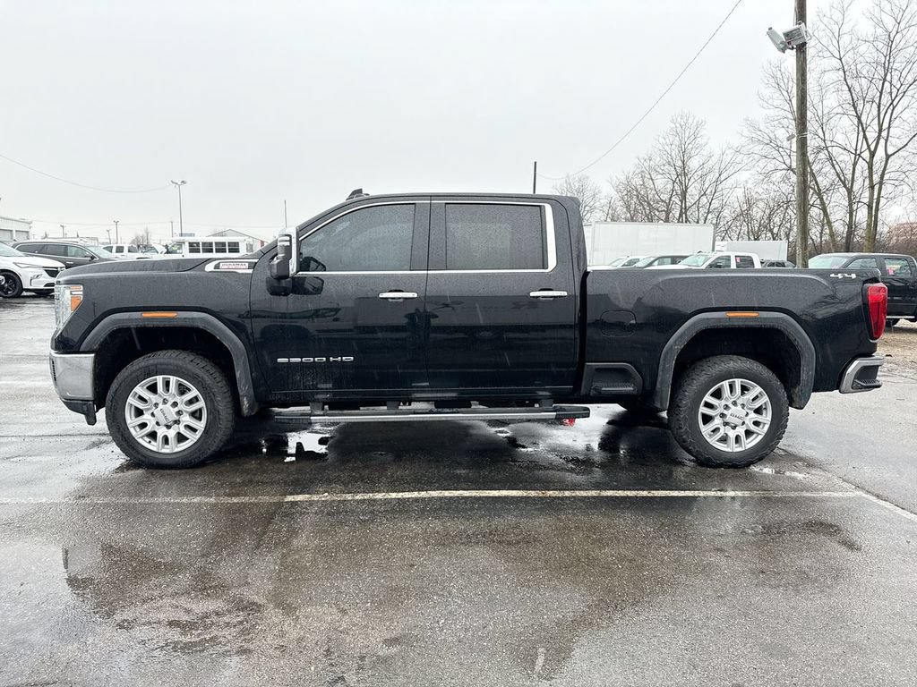 Used 2021 GMC Sierra 2500 SLT w/ SLT Preferred Package AWD/4WD image 10