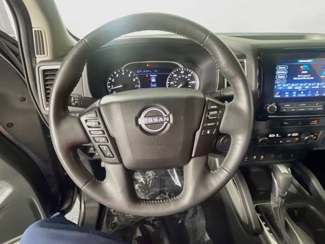 Used 2024 Nissan Frontier SV w/ SV Convenience Package RWD image 12