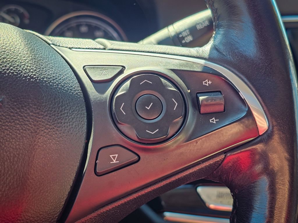 Used 2019 Buick Enclave Premium w/ Experience Buick Package image 24