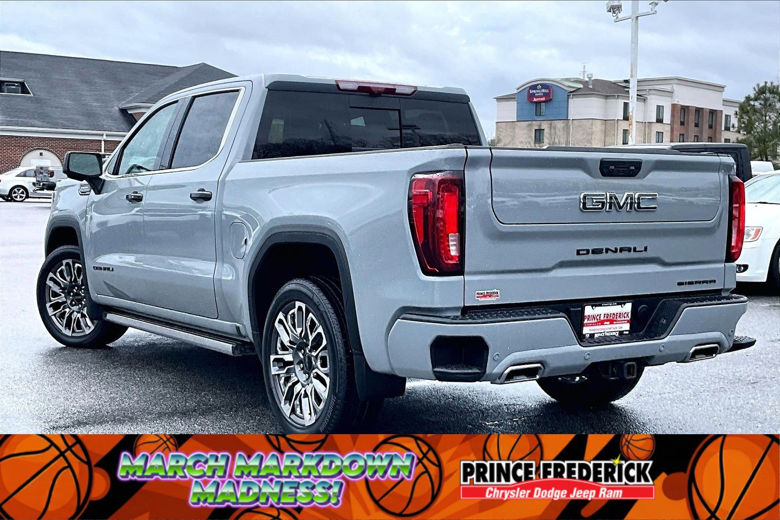 Used 2025 GMC Sierra 1500 Denali Ultimate image 9