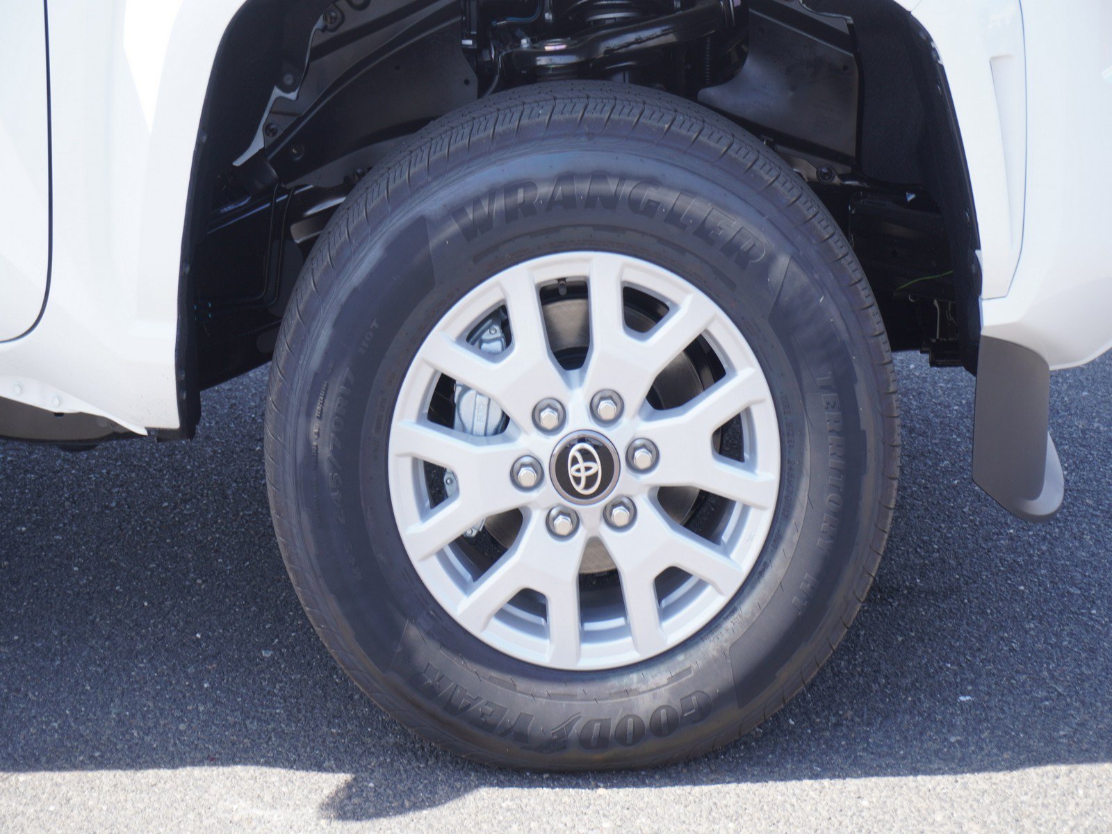 New 2026 Toyota Tacoma SR5 RWD image 5