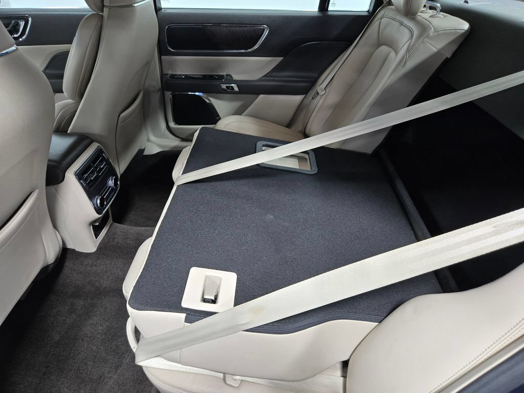 Used 2017 Lincoln Continental Reserve w/ Climate Package AWD/4WD image 37