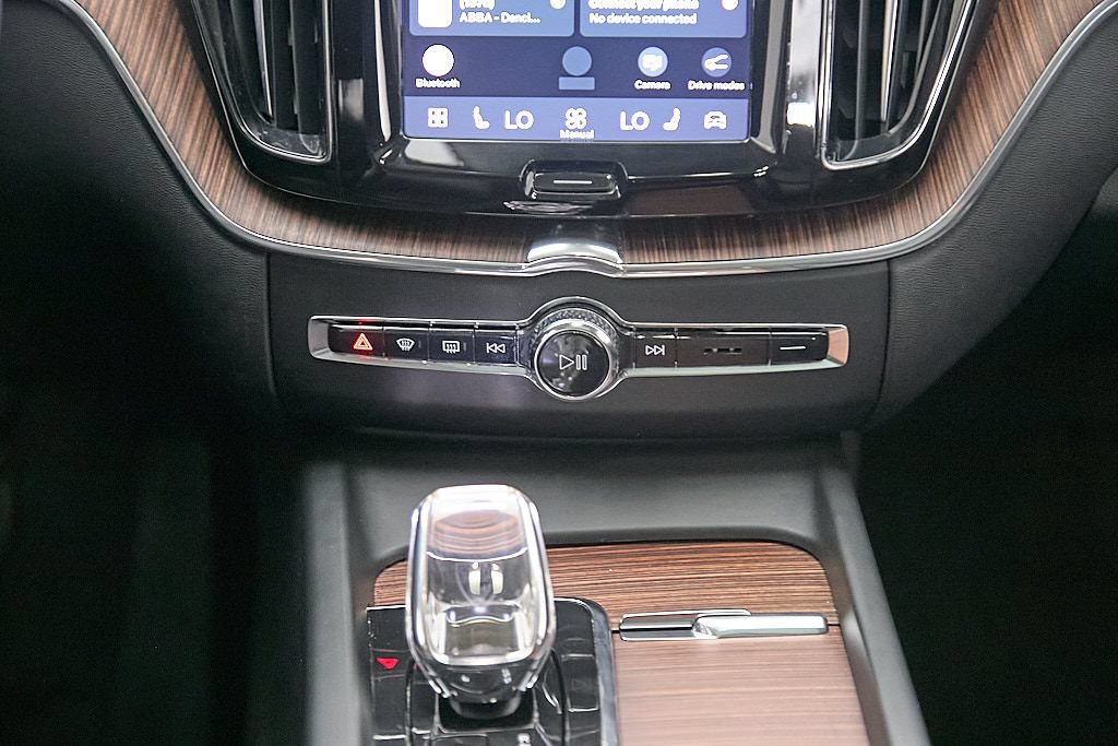 Certified 2023 Volvo XC60 B6 Ultimate AWD/4WD image 28