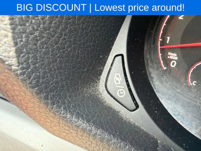Used 2022 Volkswagen Passat 2.0T SE FWD image 41