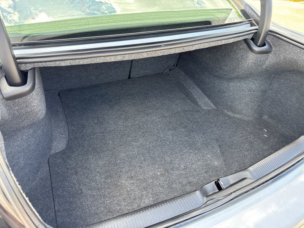 Used 2022 Dodge Charger SXT w/ Blacktop Package image 15