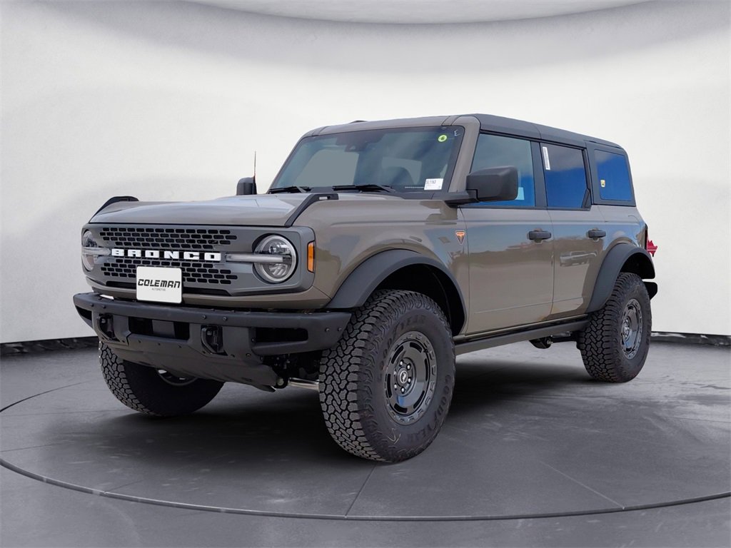 New 2025 Ford Bronco Badlands w/ Sasquatch Package