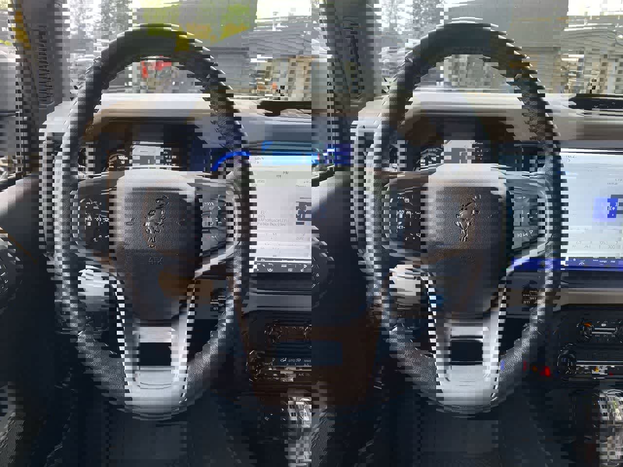 Used 2022 Ford Bronco Wildtrak AWD/4WD image 19