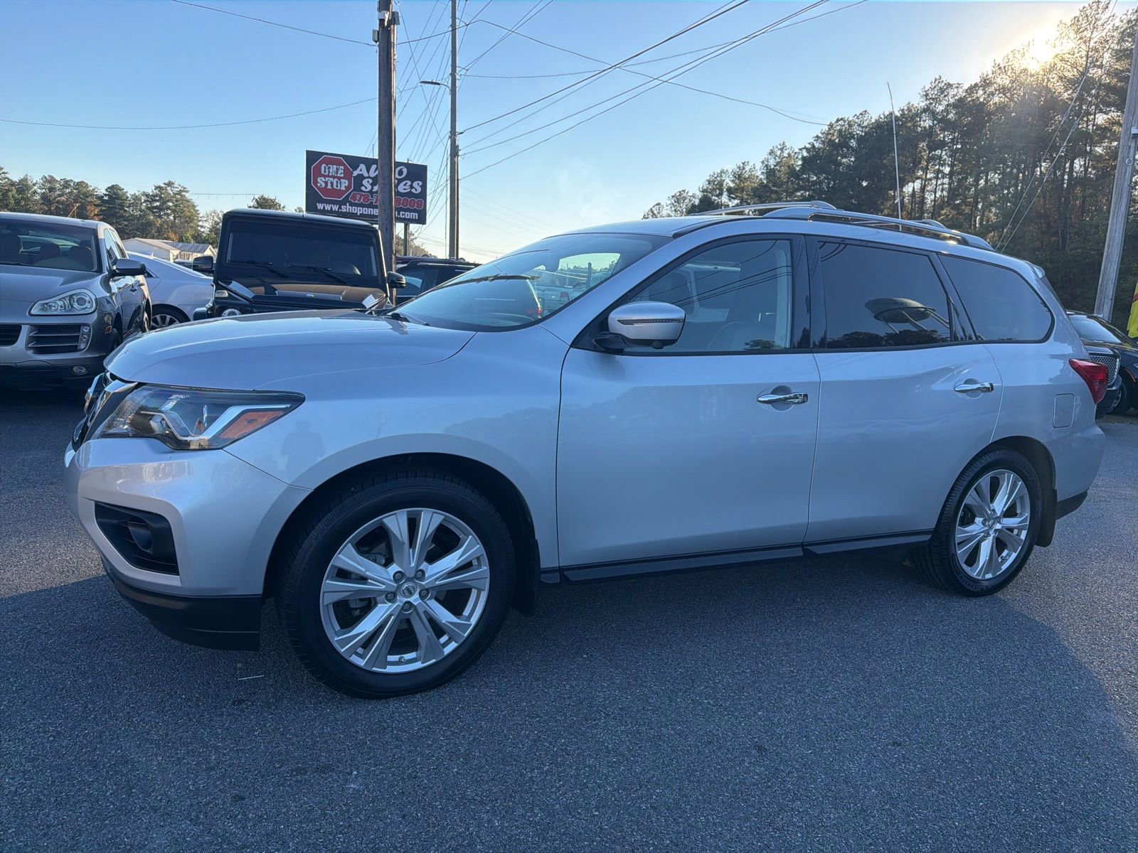 Used 2018 Nissan Pathfinder SL w/ SL Premium Package