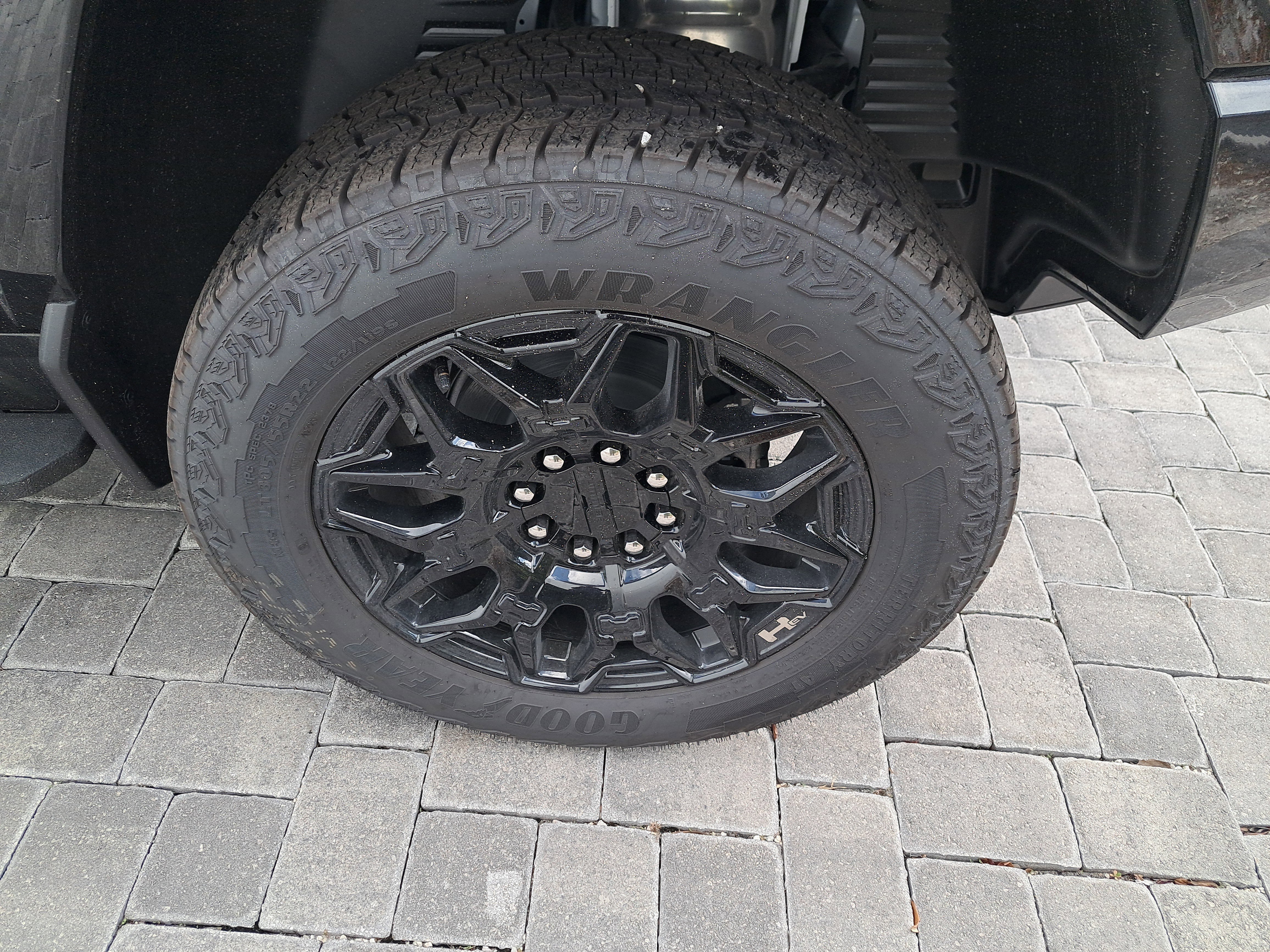 New 2026 GMC Hummer EV SUV image 10