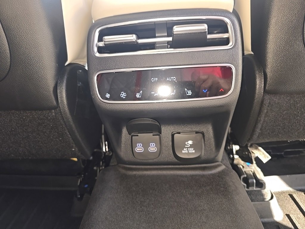 Used 2026 Genesis GV70 3.5T Sport Prestige image 42