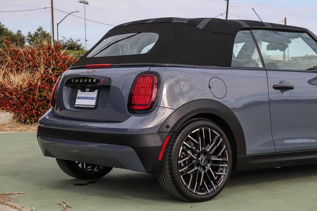Used 2026 MINI Cooper S FWD image 18
