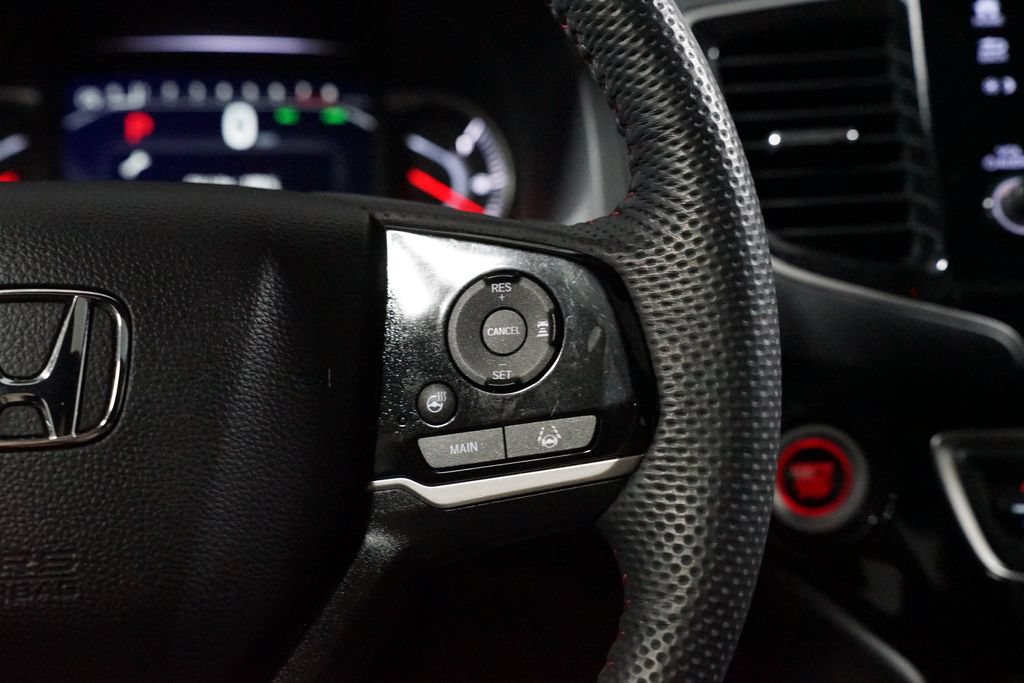 Used 2024 Honda Passport Black Edition image 13