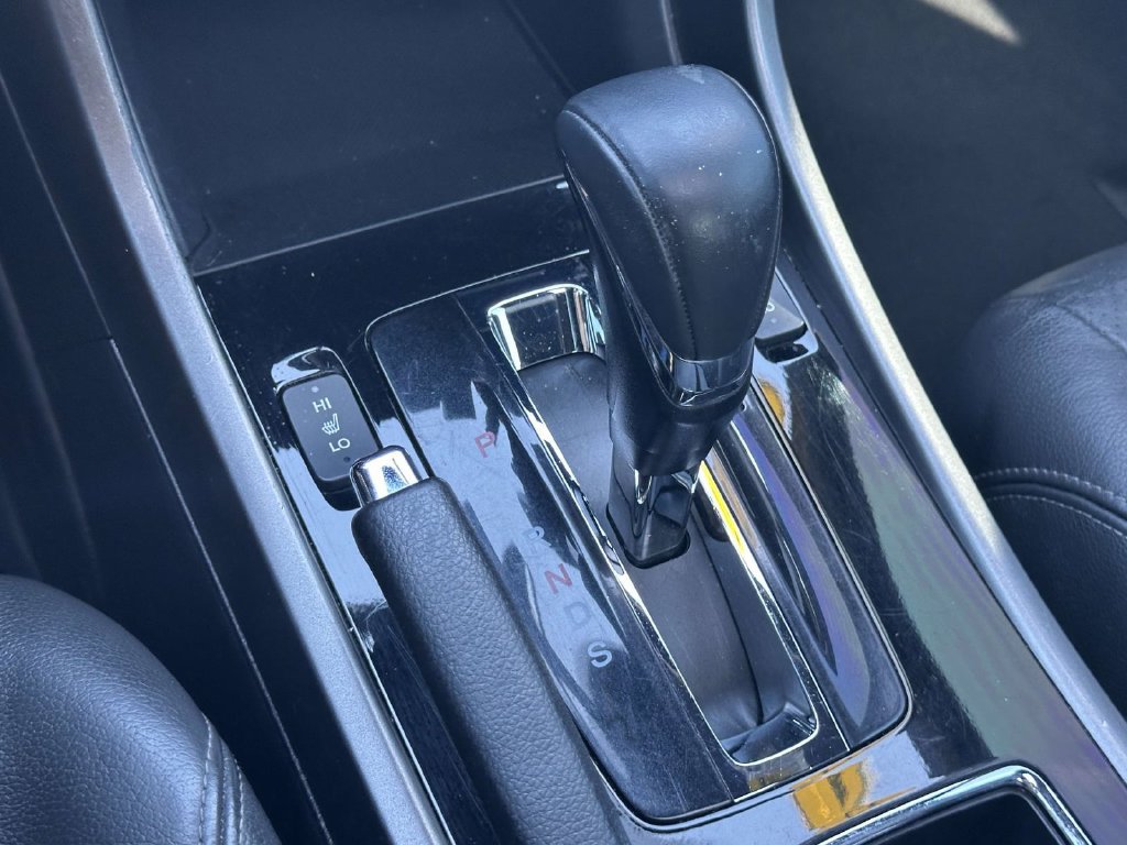 Used 2017 Honda Accord EX-L image 26
