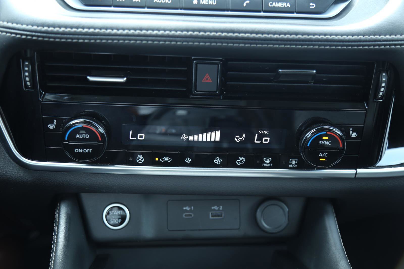 Used 2023 Nissan Rogue SL image 16