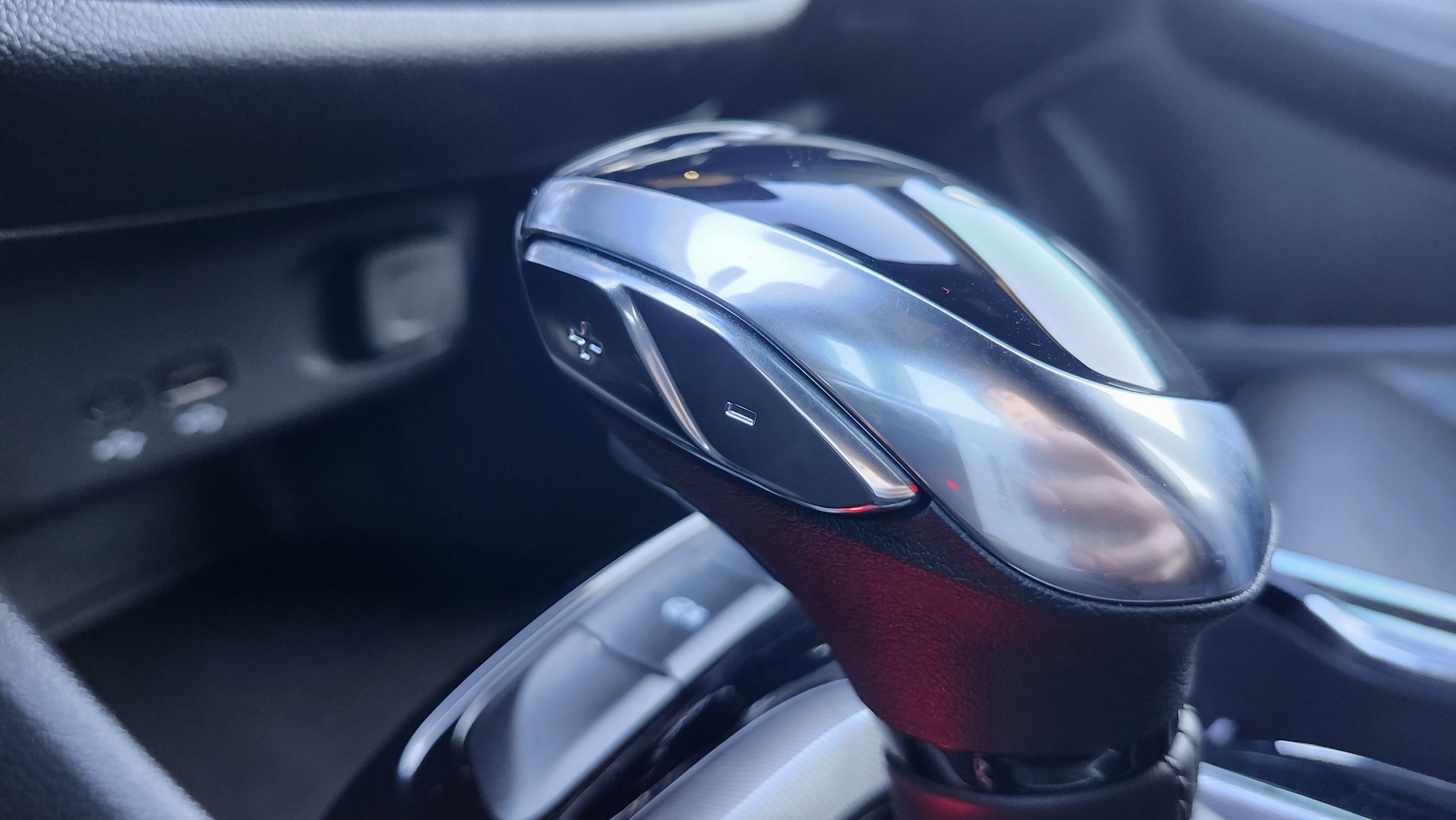 Used 2025 Buick Envista Sport Touring image 9