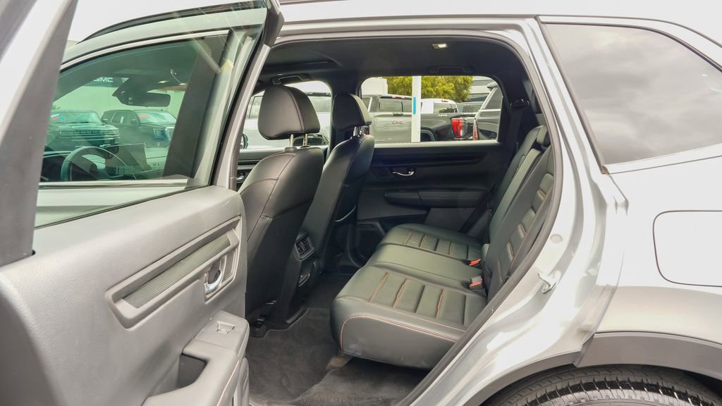 Used 2025 Honda CR-V Sport-L image 11