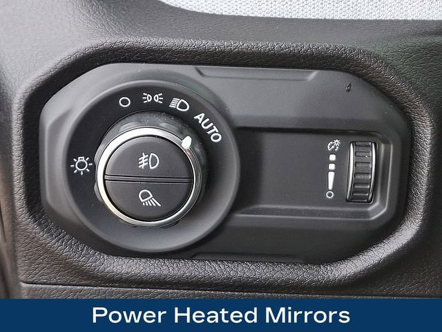 Used 2025 Jeep Gladiator Sport image 9