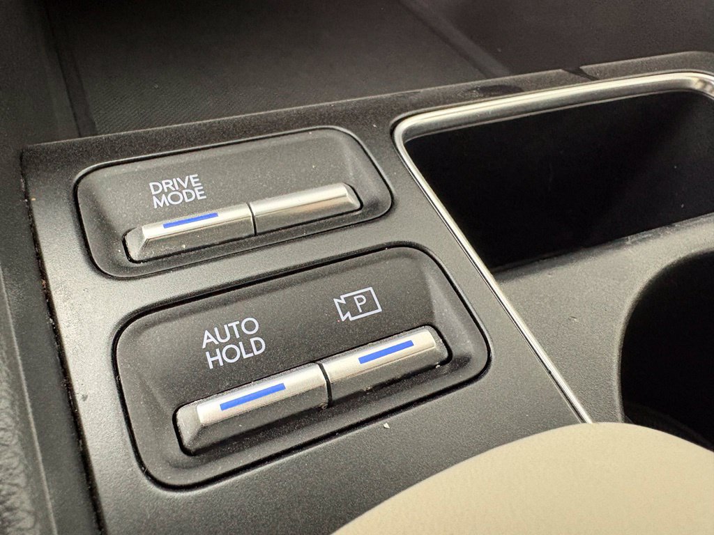 Used 2025 Hyundai Sonata SEL FWD image 34