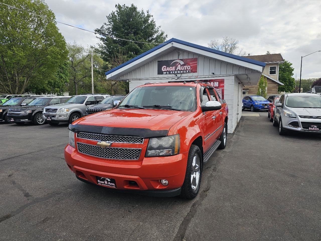 Used 2011 Chevrolet Avalanche LTZ AWD/4WD image 4