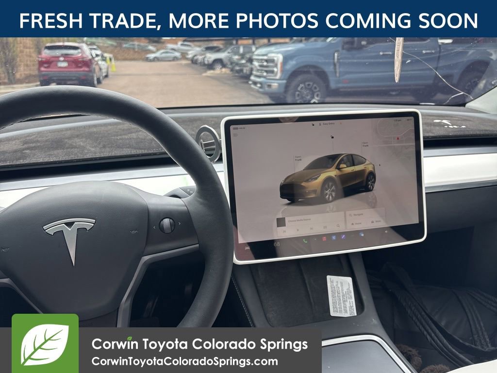 Used 2024 Tesla Model Y Long Range AWD/4WD image 12