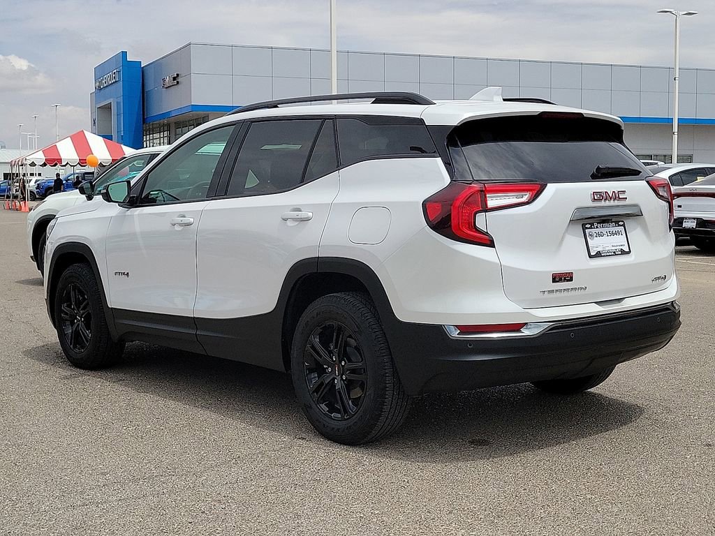 Used 2024 GMC Terrain AT4 w/ Tech Package AWD/4WD image 7