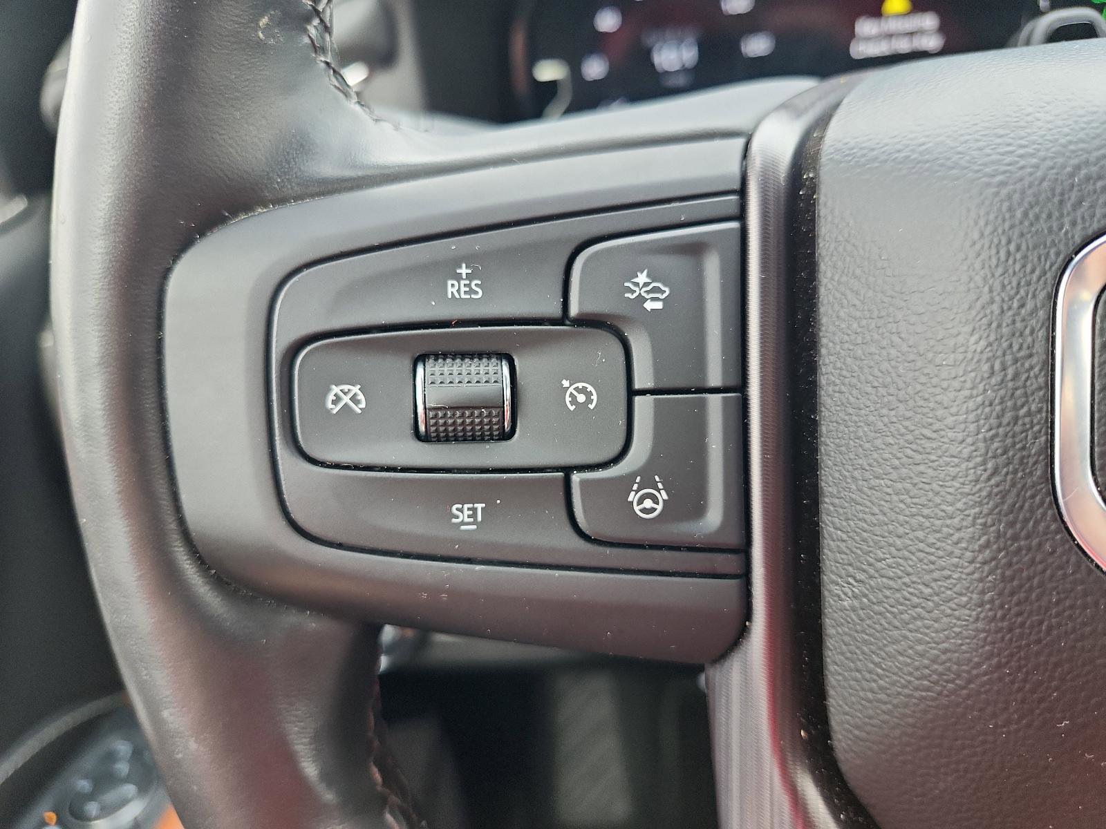 Certified 2024 GMC Yukon Denali Ultimate image 27