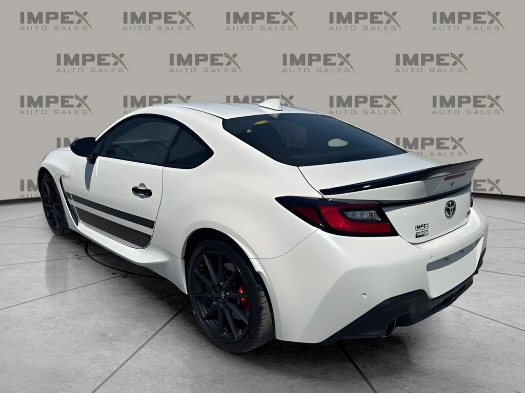 Used 2024 Toyota GR86 TRUENO Edition RWD image 3