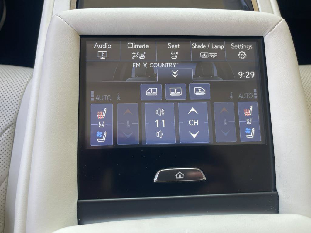 Used 2020 Lexus LS 500 AWD image 9