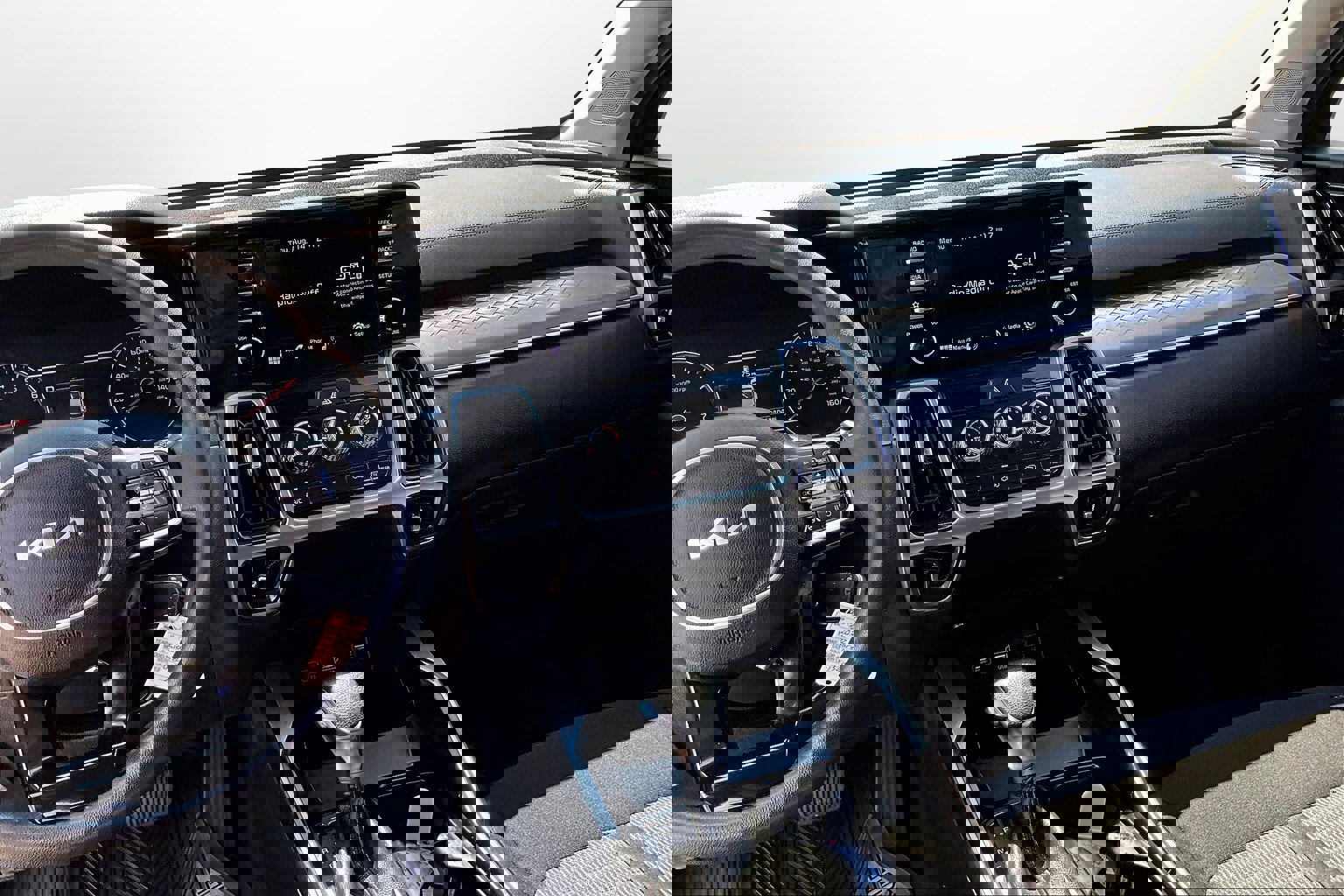 Used 2022 Kia Sorento LX image 6