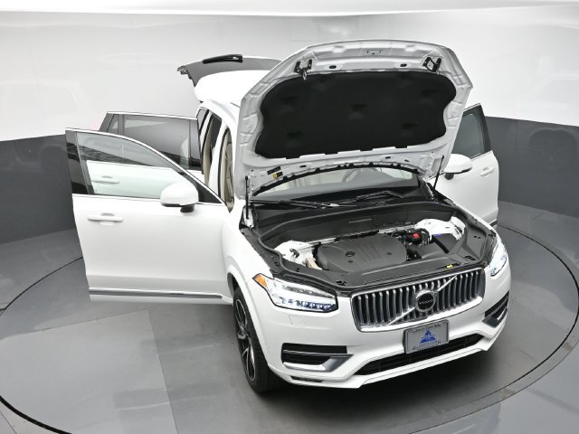 Used 2024 Volvo XC90 B5 Plus w/ Protection Package Premier AWD/4WD image 48