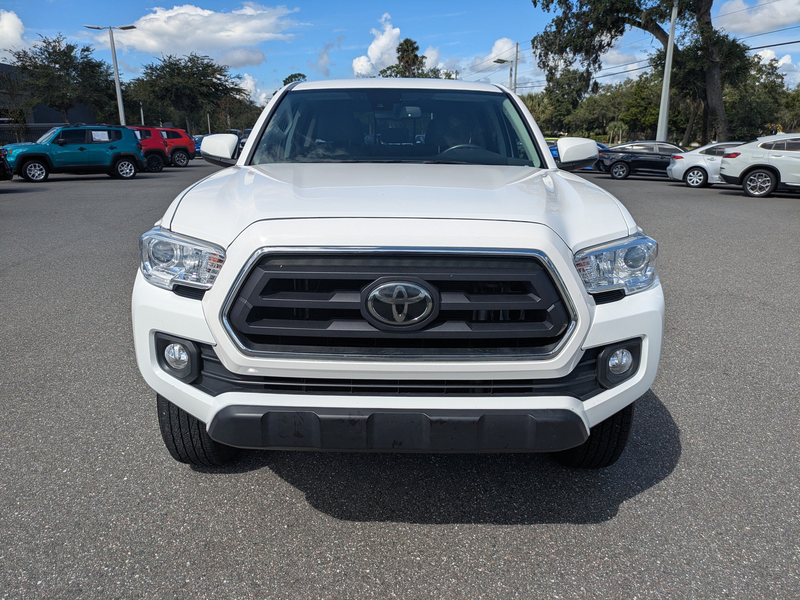 Used 2022 Toyota Tacoma SR5 RWD image 9