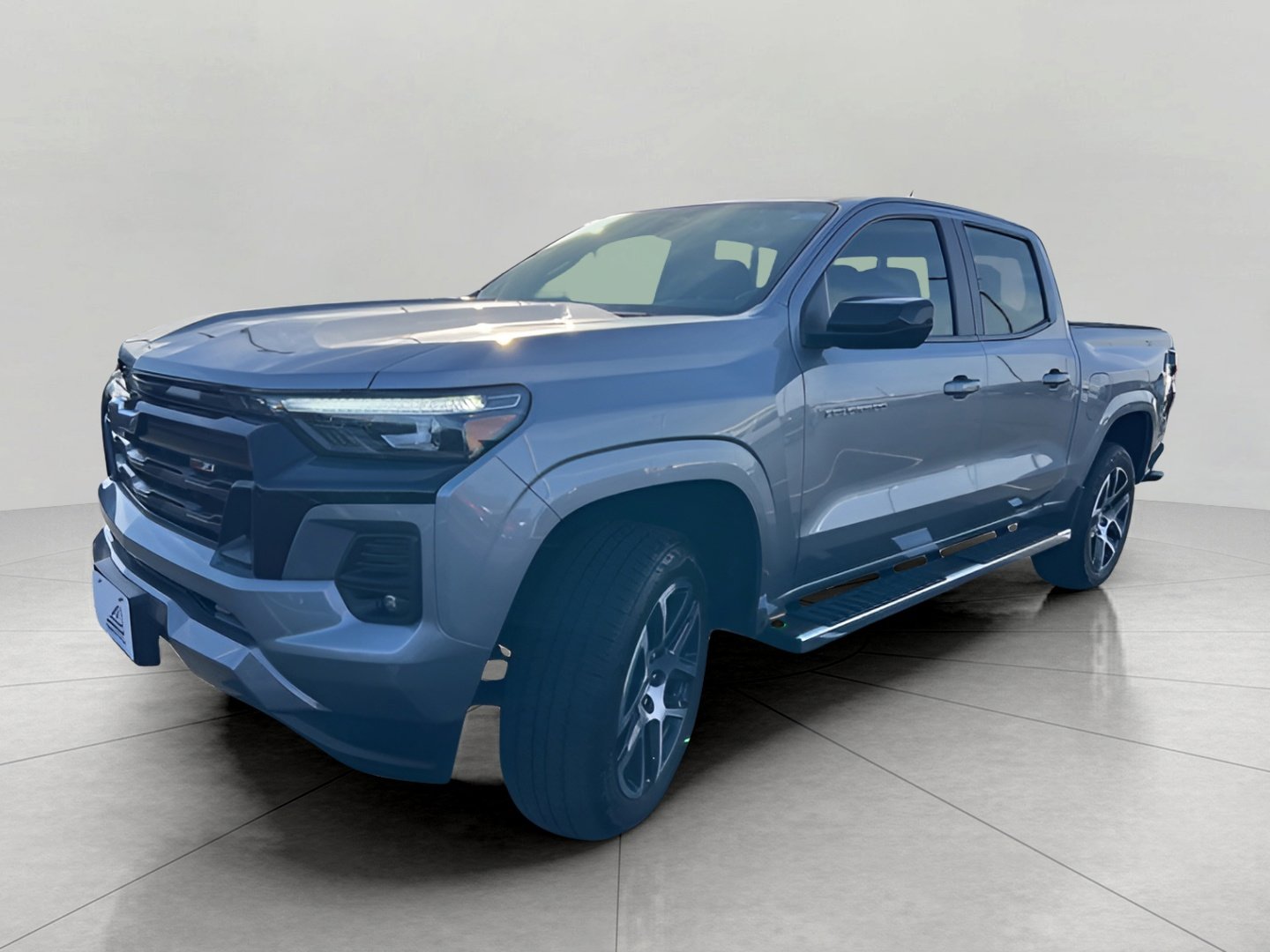 Used 2024 Chevrolet Colorado Z71 w/ Z71 Convenience Package 2 image 4