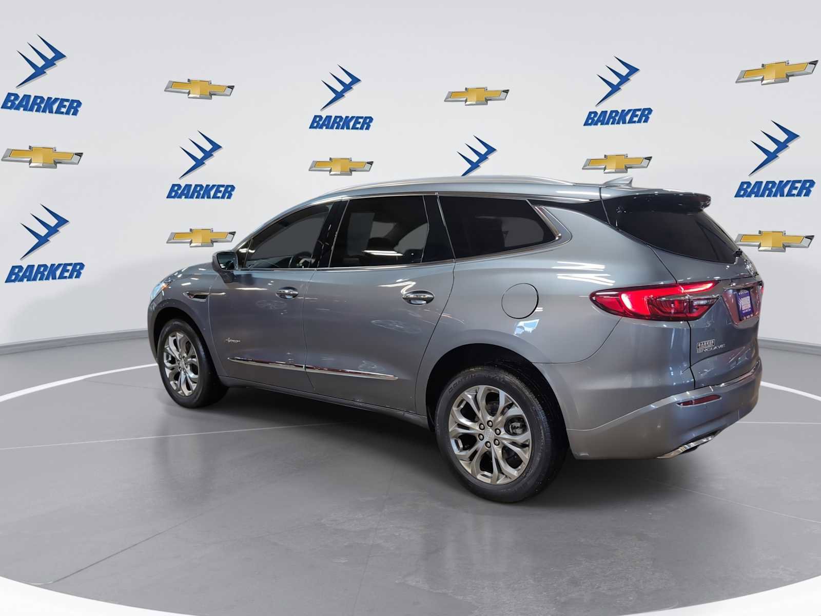 Used 2020 Buick Enclave Avenir w/ Avenir Technology Package image 6