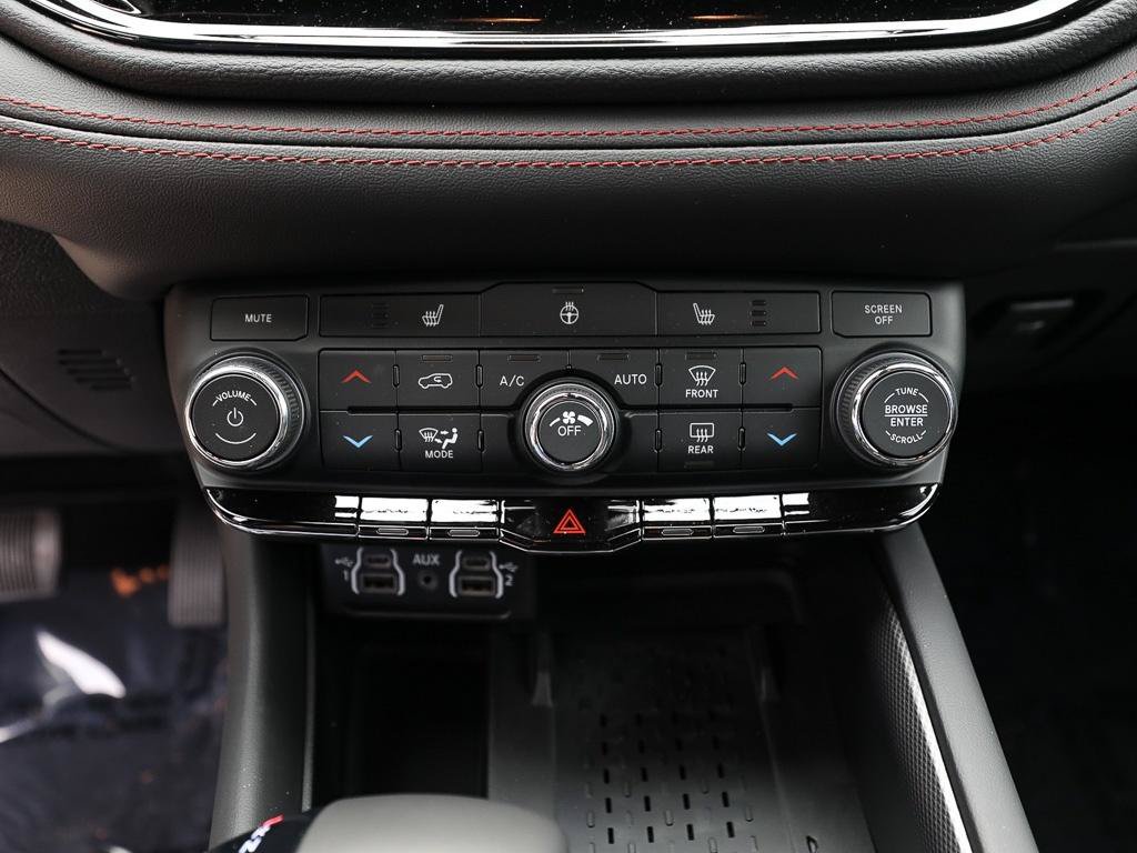New 2026 Dodge Durango GT w/ Blacktop Package AWD/4WD image 19