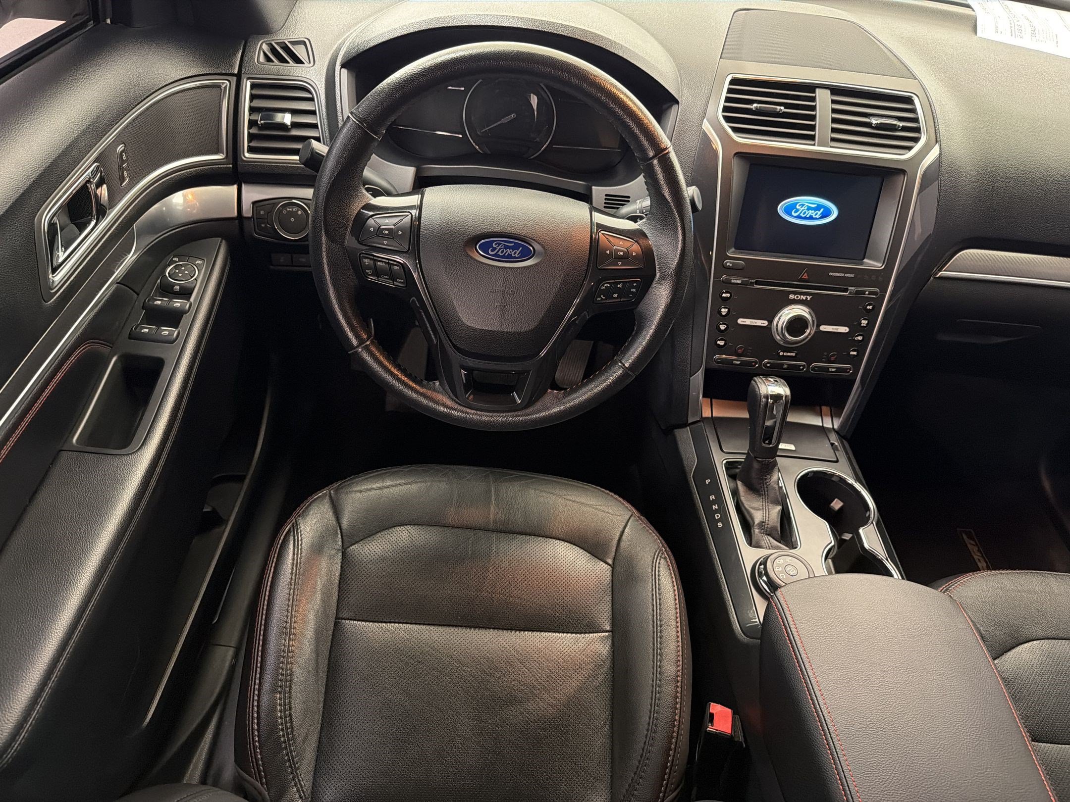 Used 2018 Ford Explorer Sport AWD/4WD image 4