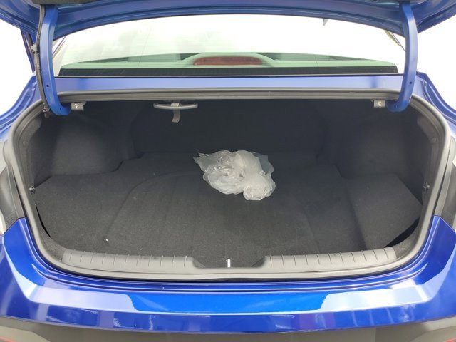 Used 2024 Hyundai Elantra SE image 11