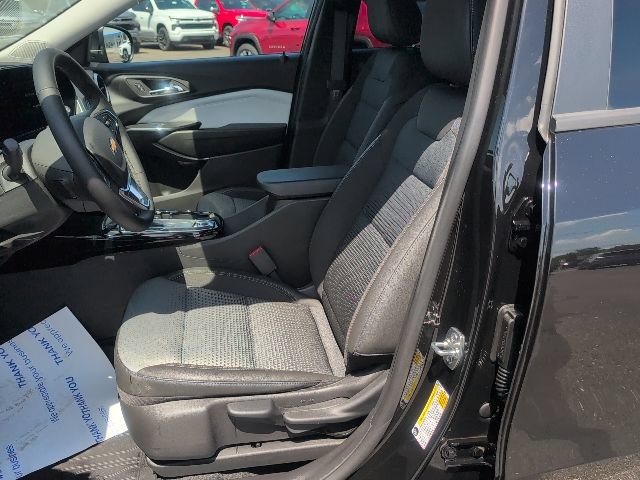 Used 2026 Chevrolet Trax LT w/ Driver Confidence Package FWD image 19