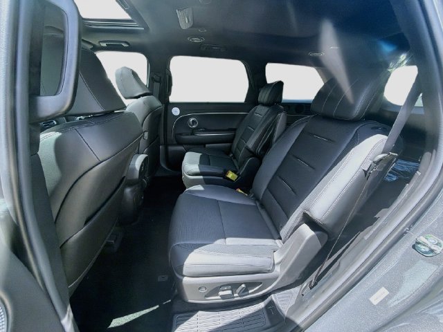 New 2027 Hyundai Palisade Calligraphy FWD image 26