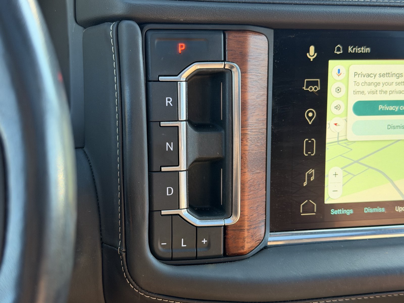 Used 2023 GMC Yukon XL Denali Ultimate AWD/4WD image 26